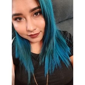 Meet your Posher, Vanessa